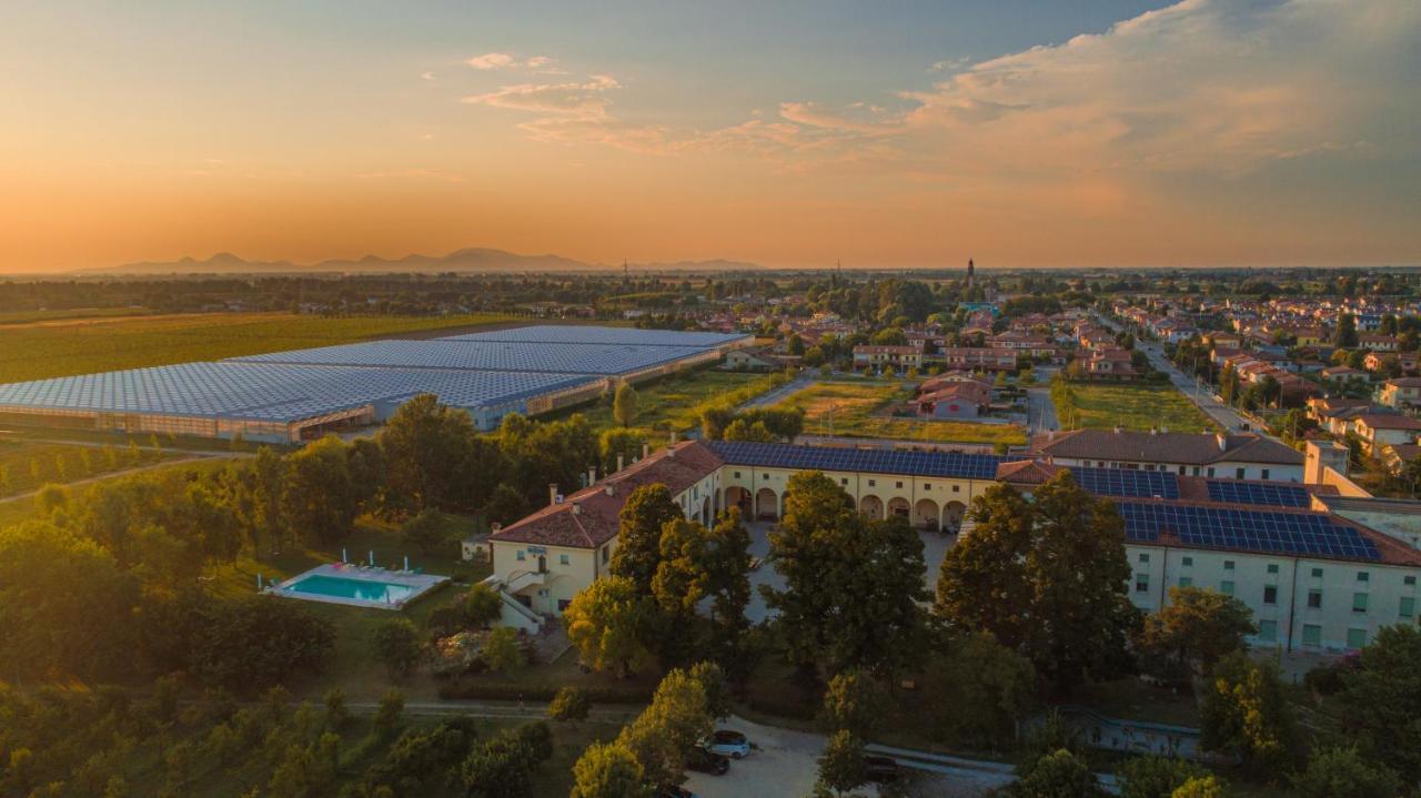 Agriturismo Corte Carezzabella San Martino di Venezze Dış mekan fotoğraf