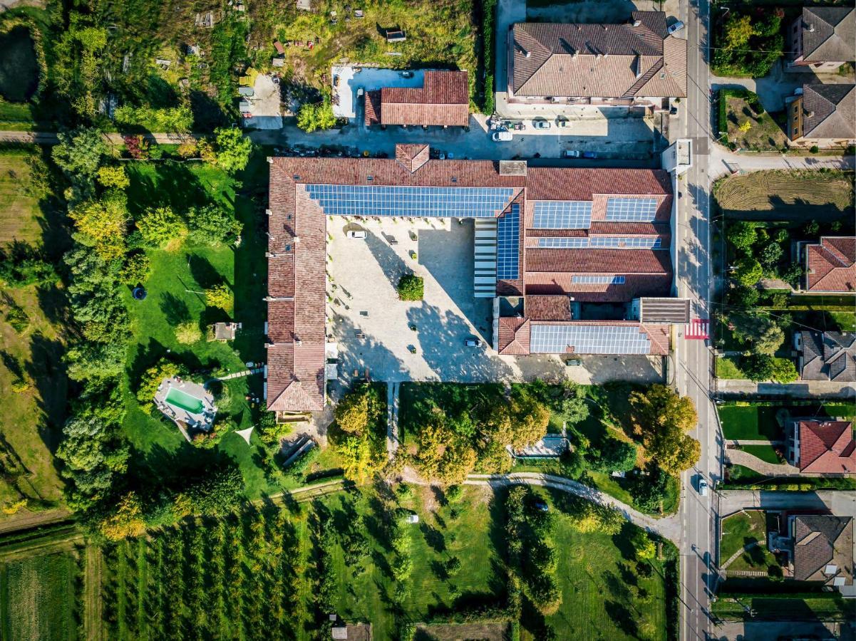 Agriturismo Corte Carezzabella San Martino di Venezze Dış mekan fotoğraf